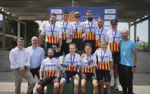 Foto de família dels campions de Catalunya de Gravel 